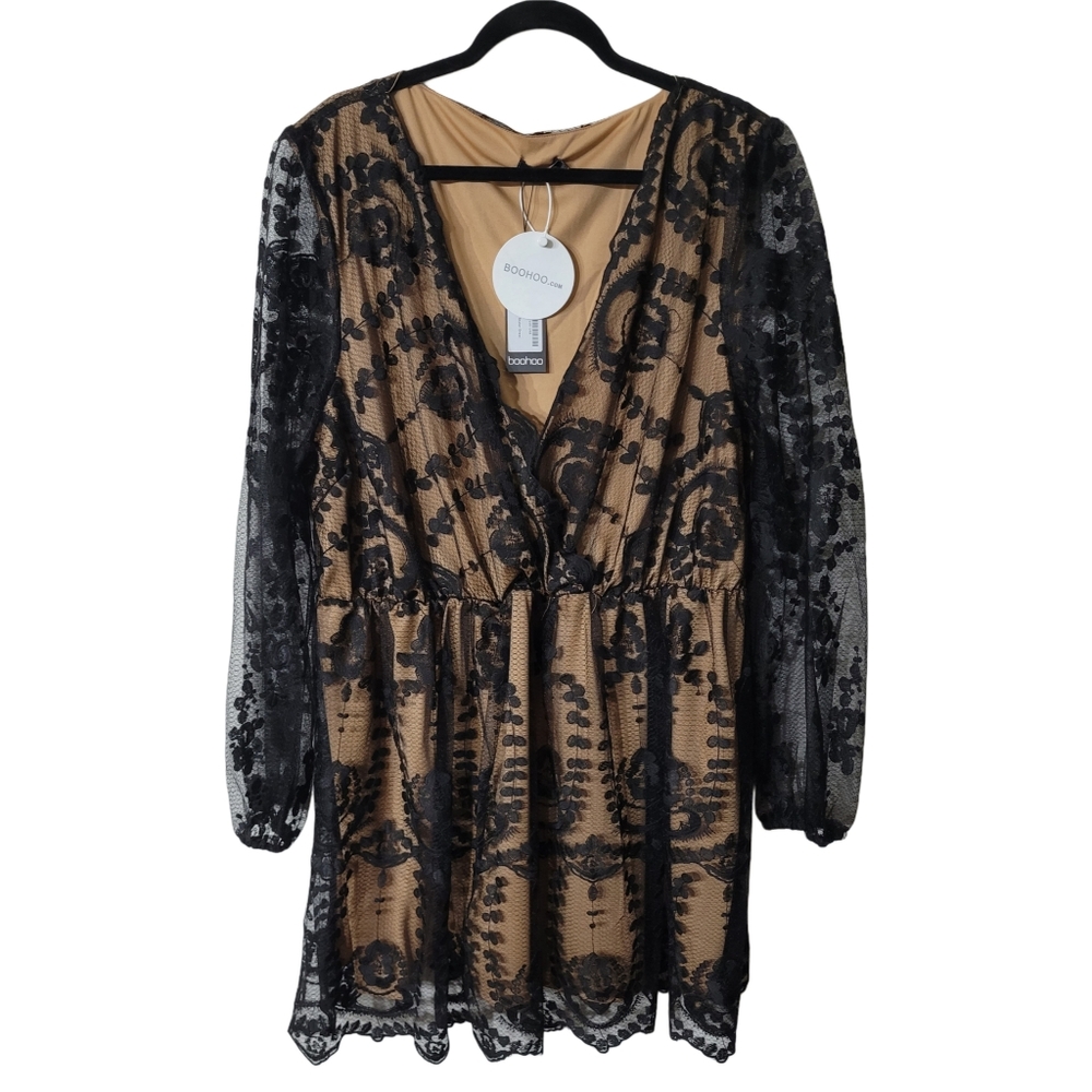 Boohoo Black and Beige Lace Dress Size 24